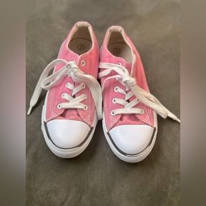 Pink Airwalk Youth Shoes Size 2